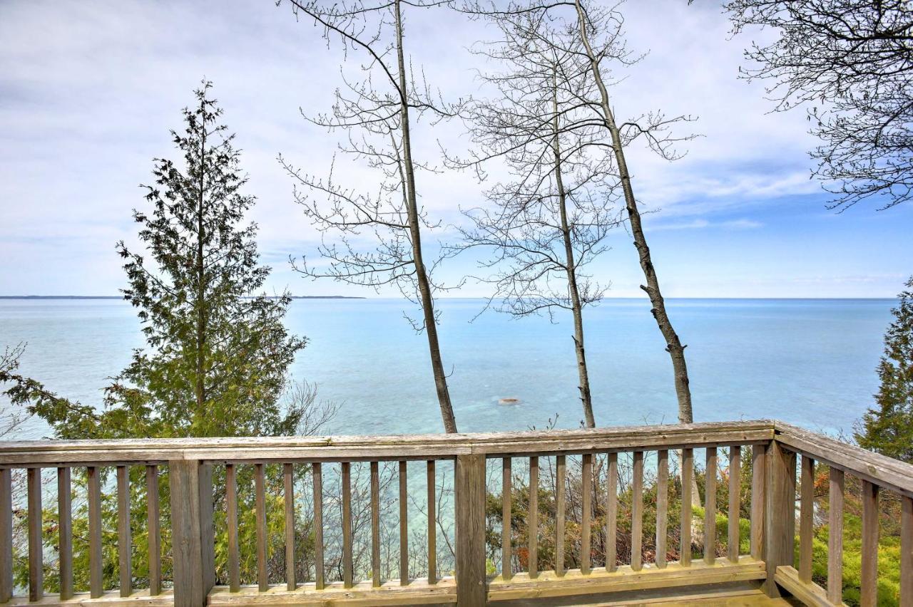 Gorgeous Charlevoix Home On Lake Michigan! Ellsworth Exterior photo